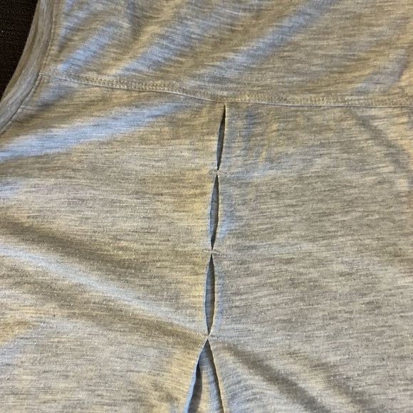 GAIAM Grey Yoga Tank SM - Picture 4 of 5